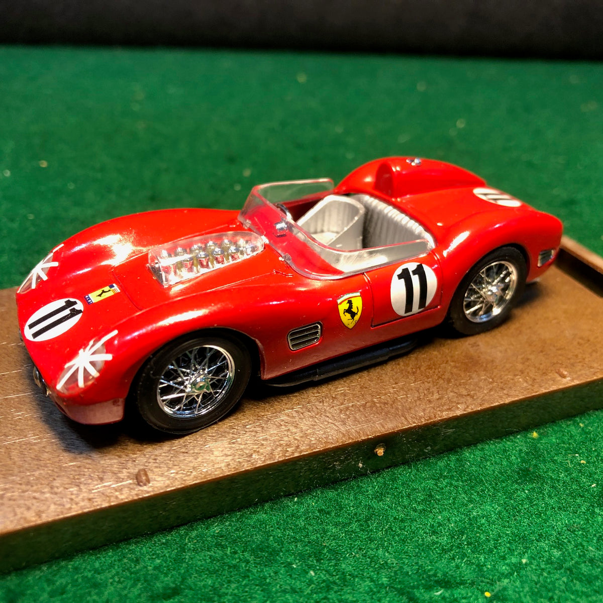 Ferrari 250 TR 1960 Le Mans N 11 Winner Frere / Gendebien by Brumm 1:43  (r093)(DC)