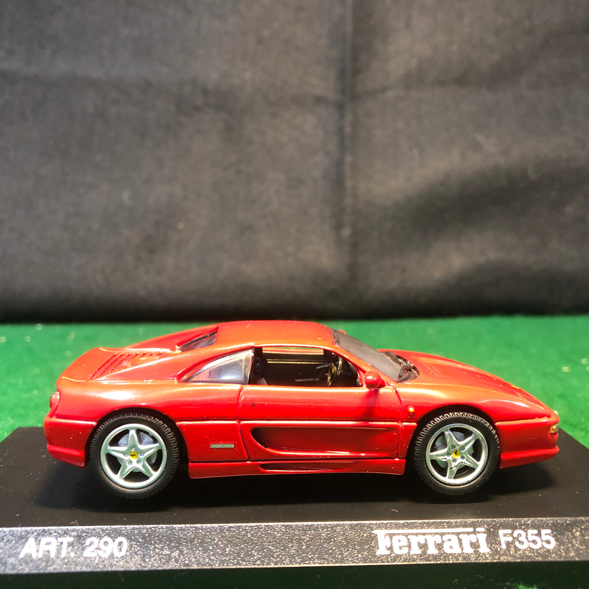 1/27 Ferrari F355 レッド オートスケールコレクション Ferrari F355 Red by DetailCars 1:43 (290) – Albaco Collectibles