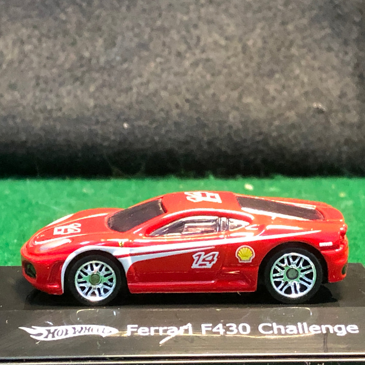 Ferrari 430 Challenge N 14 Red by HotWheels 1:87 HO (8Y)(P1273)(DC)