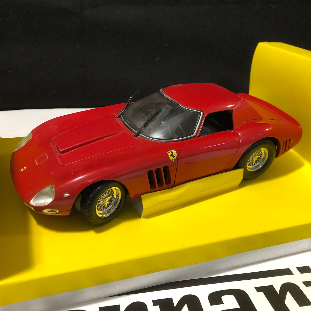 Ferrari 250 GTO 1964 Red by Jouef 1:18 (3002)