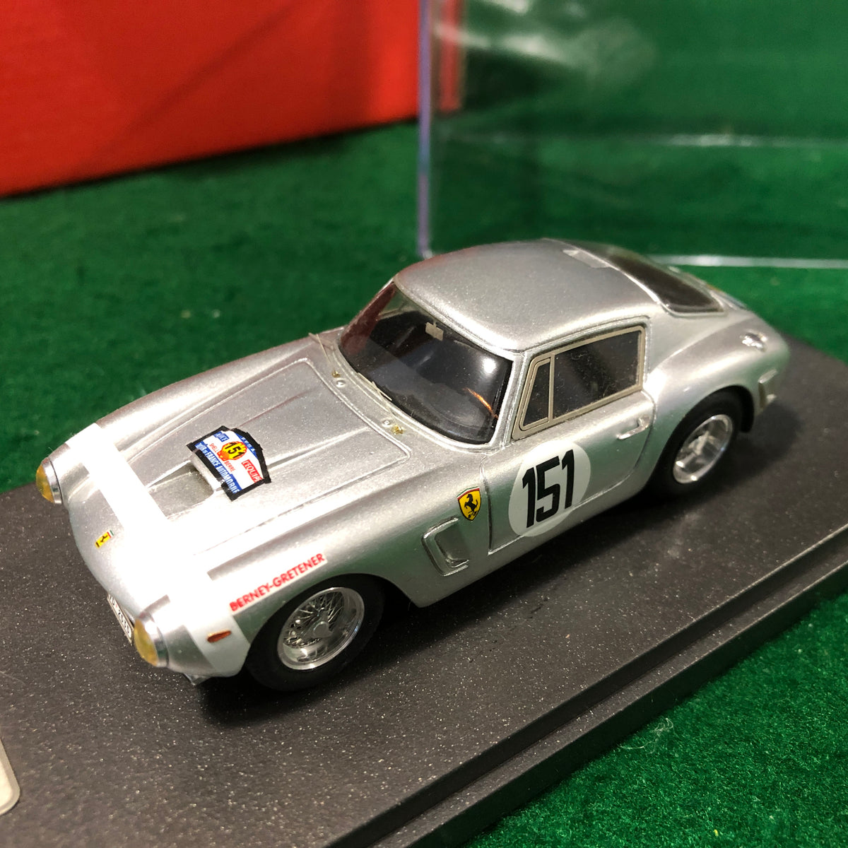Ferrari 250 GT SWB Berlinetta N 151 by Madyero 1:43 – Albaco
