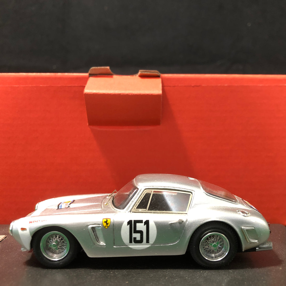 Ferrari 250 GT SWB Berlinetta N 151 by Madyero 1:43 – Albaco 