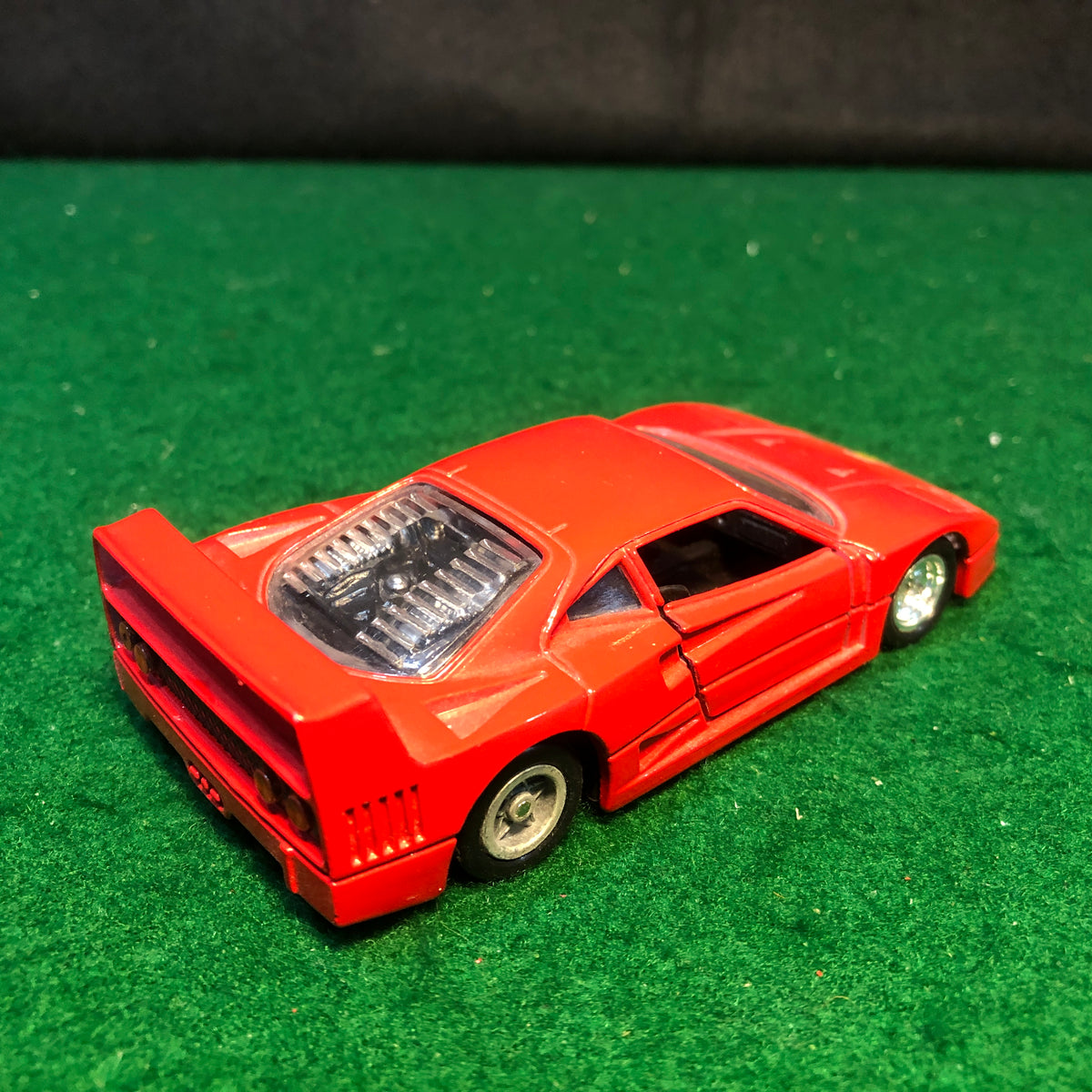 Ferrari F40 Red Motorized by MC Toy 1:39 (No box)