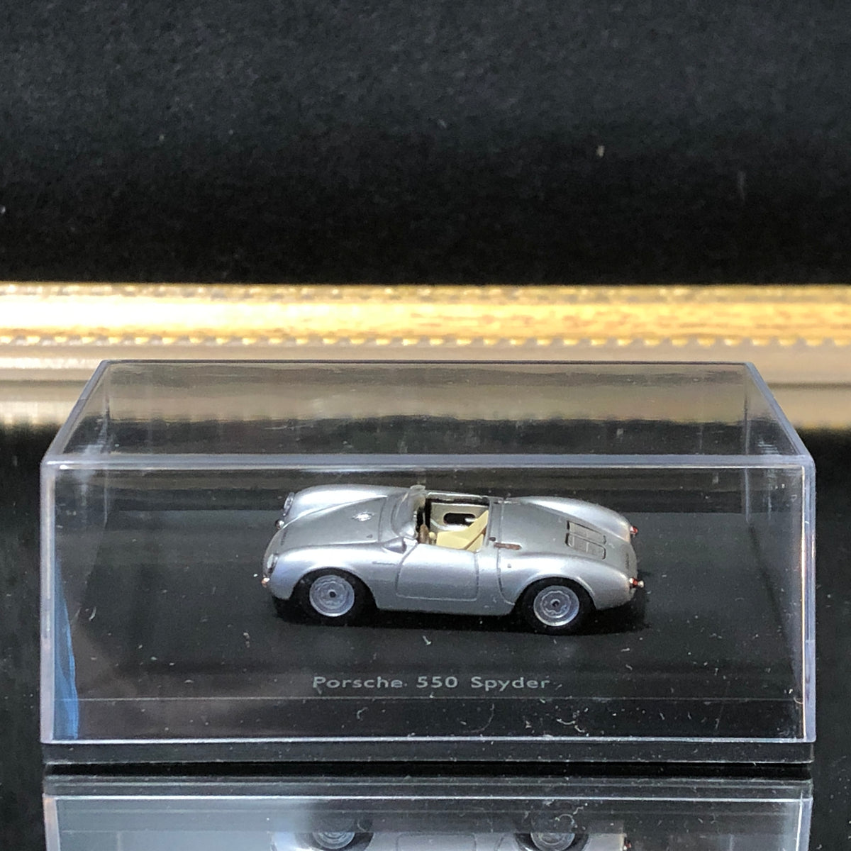Porsche 550 Spyder 1/43 minichamps gris métal référence Porsche 550 Spyder 1/43 minichamps gris métal référence