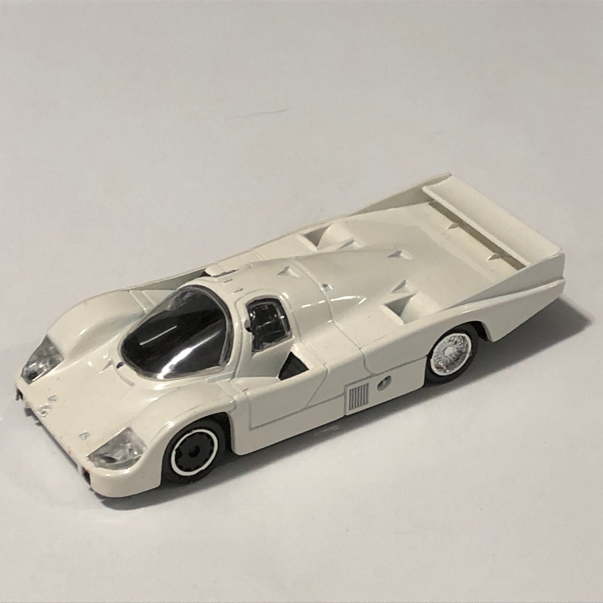 Porsche 956 Le Mans 1983 Marlboro N 8 by Vitesse 1:43 (195)