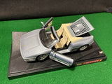ferrari_f355_spider_silver_by_hotwheels_1-18_(23907)-1_at_albaco.com
