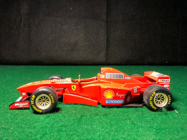 F1 ferrari f 310b f310 b michael schumacher de 1997 au 1/18 F1 ferrari f 310b f310 b michael schumacher de 1997 au 1/18