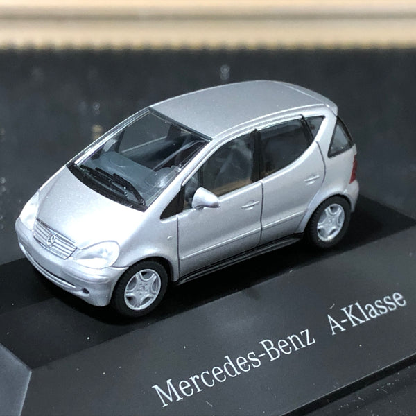 Herpa 038263-002, Mercedes-Benz A-Klasse, polarsilber metallic, für Herpa 038263-002, Mercedes-Benz A-Klasse, polarsilber metallic, für
