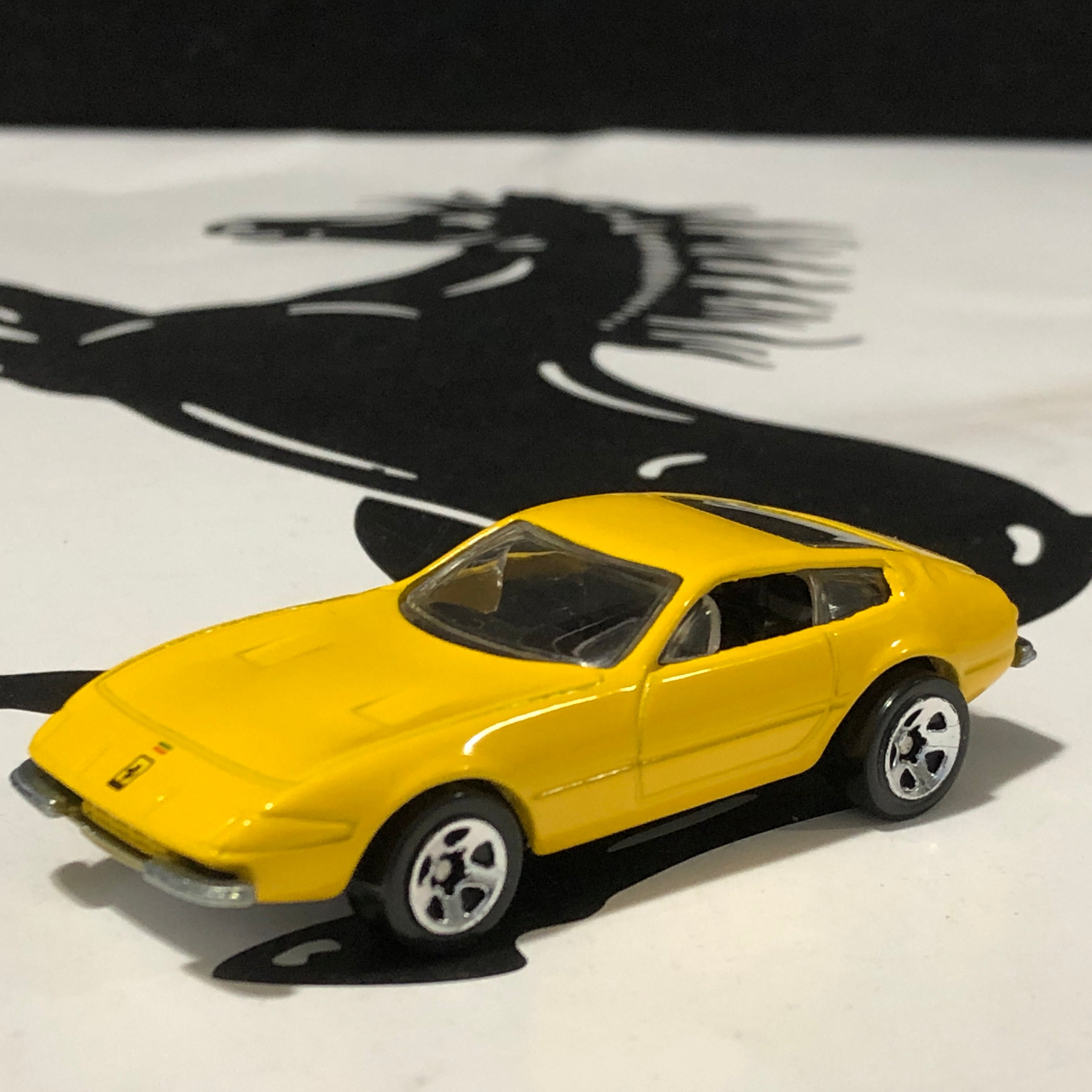 hw-29292-nb_ferrari_365_gtb-