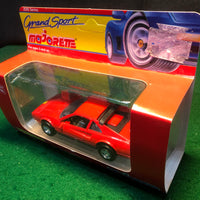 ferrari_328_gtb_red_by_majorette_1-36_(2502)-1_at_albaco.com