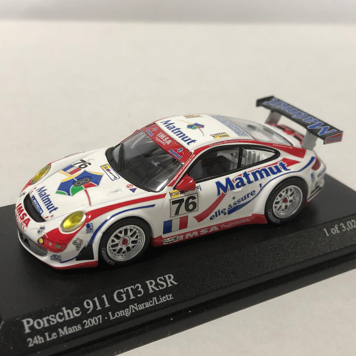 Porsche 911 GT3 RSR 2007 Le Mans N 76 by Minichamps 1:64