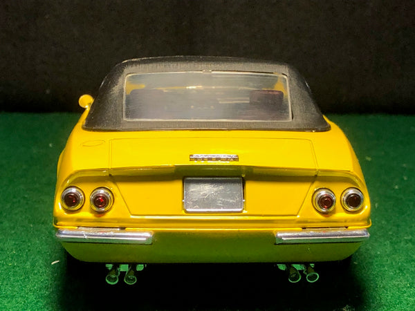 LJ318 SOLIDO PRESTIGE 8018 1/18 1:18 Voiture Ferrari 365 GTS cabriolet jaune 3274110080185