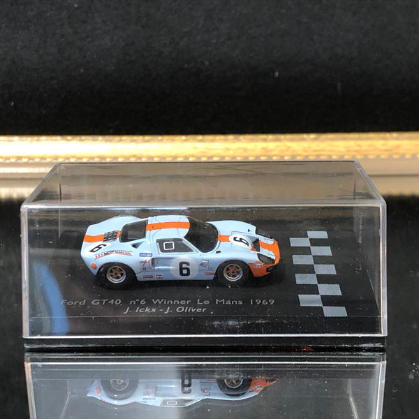1:18 SPARK Ford Gt40 #6 Winner Le Mans 1969 Ickx Oliver With Showcase 18LM69 MMC 1:18 SPARK Ford Gt40 #6 Winner Le Mans 1969 Ickx Oliver With Showcase 18LM69 MMC