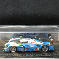 peugeot_908_hdi_fap_2009_le_mans_n_17_jc_boullion_-_b_traluyer_-_s_pagenaud_by_spark_1-87_(87s113)-1_at_albaco.com